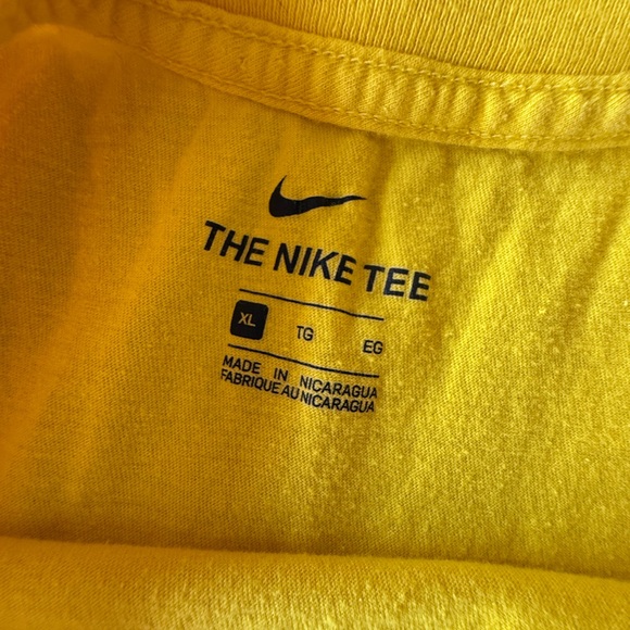 Boston Red Sox City Connect T-shirt, Size XL MLB - Picture 6 of 6